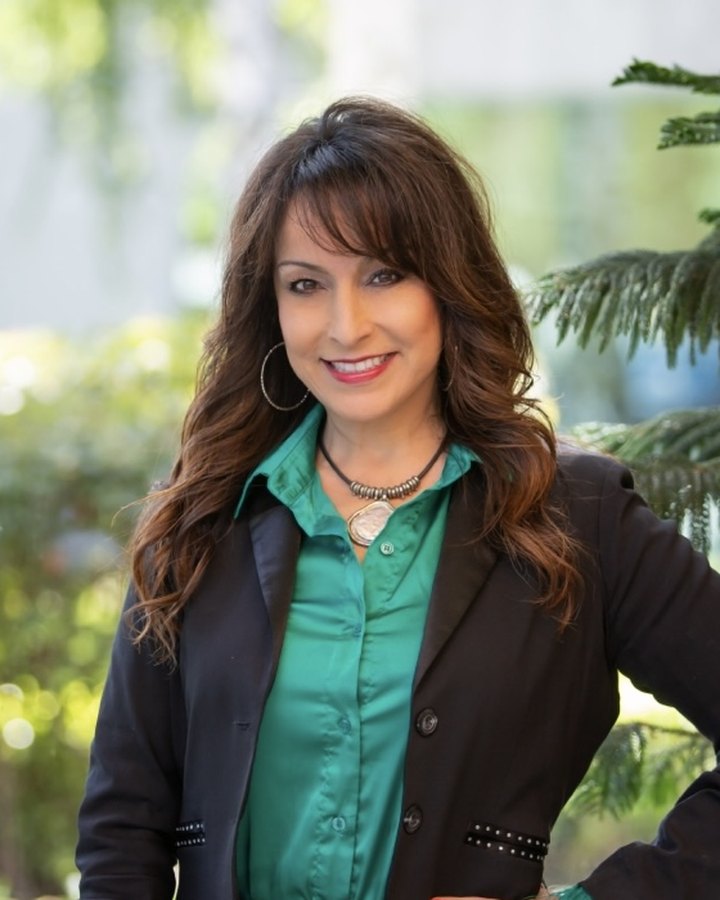 Annette Khaliq